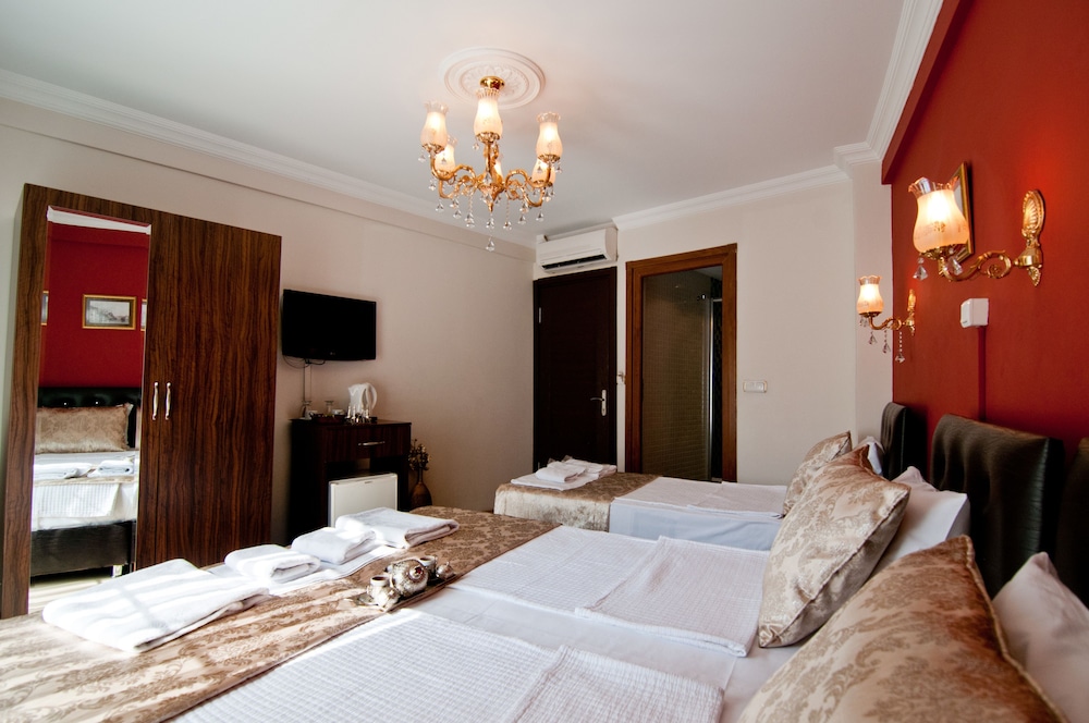 

Verona - Istanbul - Magnificent Hotel