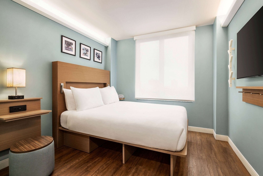 

Roma - Bronx - Wingate by Wyndham Bronx/Haven Park