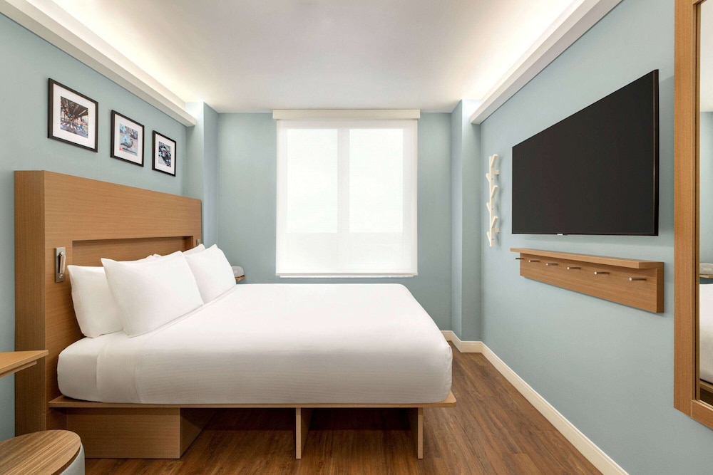 

Ancona - Bronx - Wingate by Wyndham Bronx/Haven Park