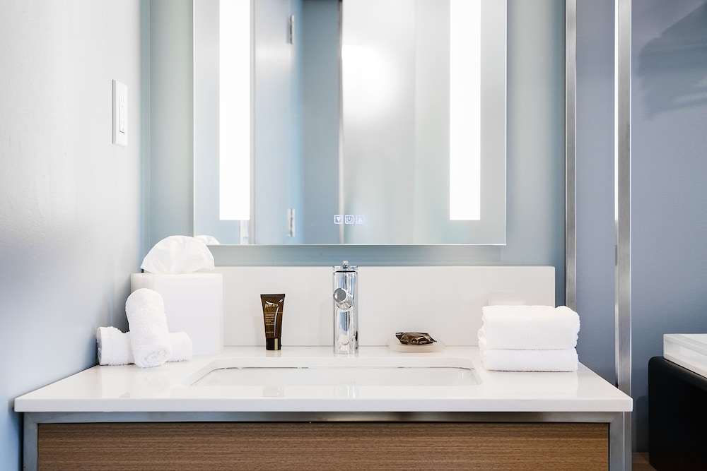 

Roma - Bronx - Wingate by Wyndham Bronx/Haven Park