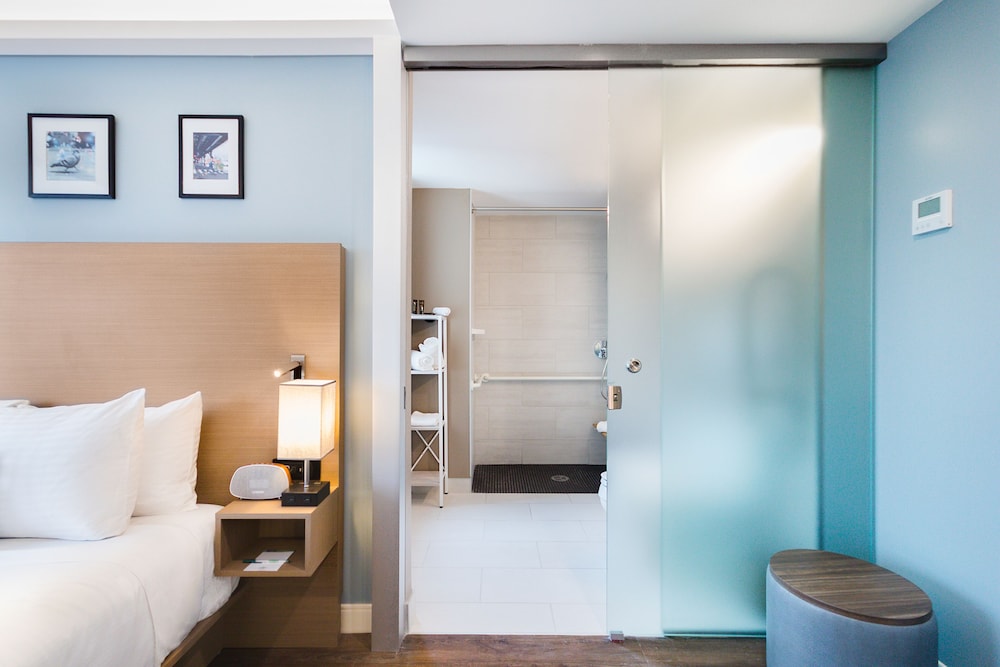 

Roma - Bronx - Wingate by Wyndham Bronx/Haven Park