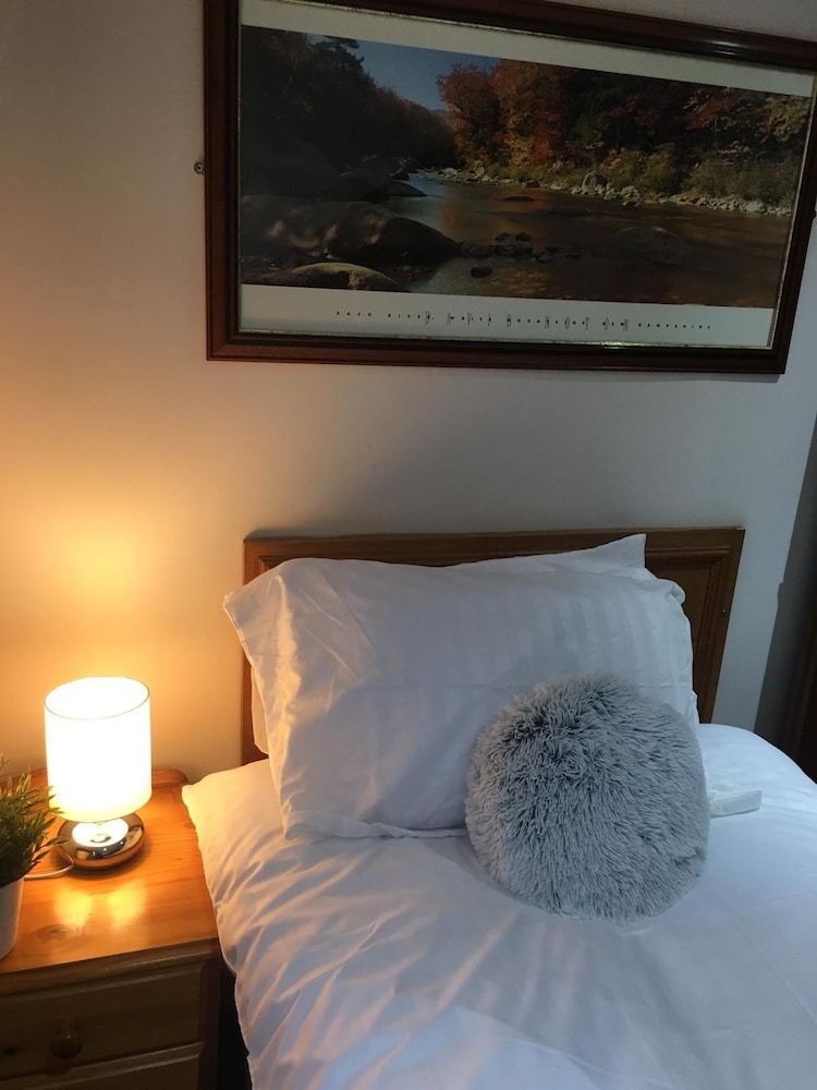 

Napoli - Aberdeen - Terra Nova Hotel