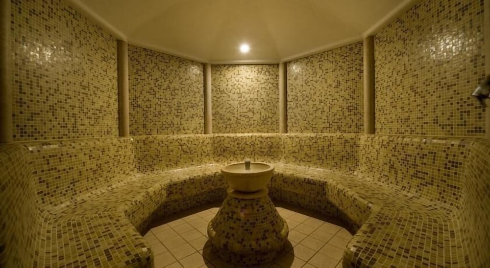 

Roma - Madesimo - Boscone Suite Hotel