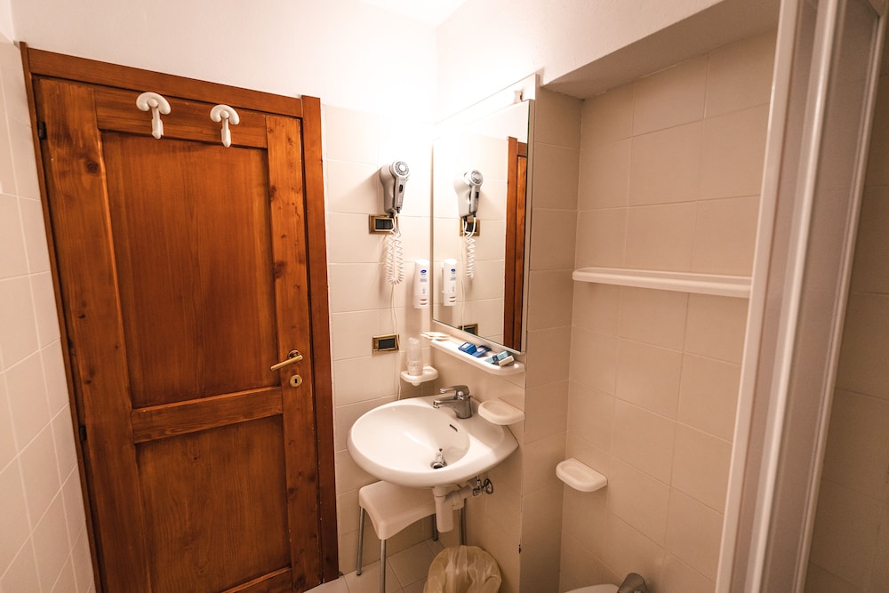 

Genova - Madonna di Campiglio - Smart Hotel Renzi