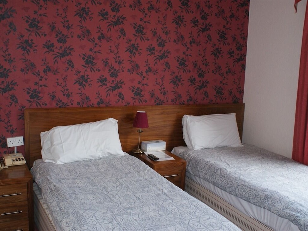 

Torino - Thornton Heath - Kirkdale Hotel