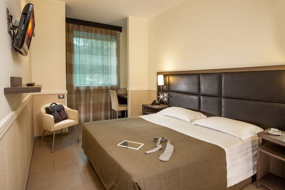 

Catania - Ciampino - Hotel Artis