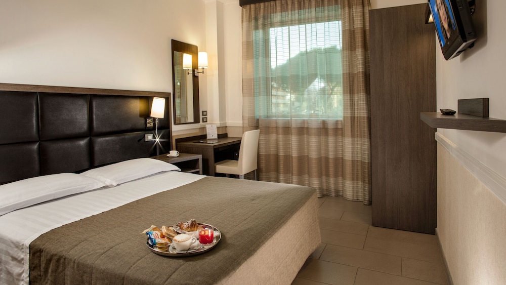 

Olbia - Ciampino - Hotel Artis