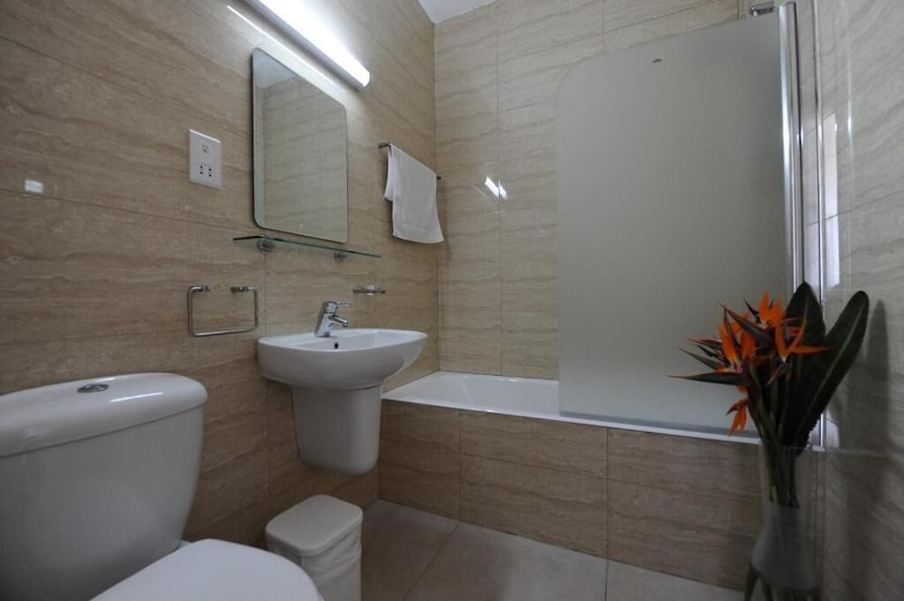 

Catania - Ayia Napa - Cosmelenia Hotel Apartments
