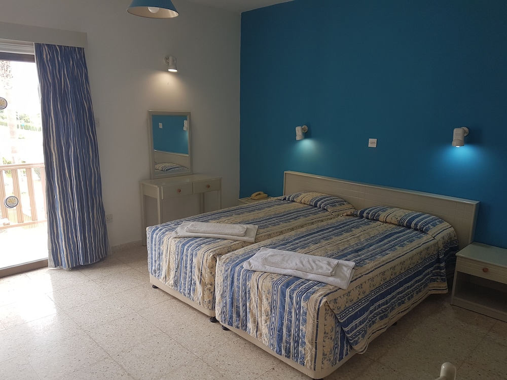 

Verona - Ayia Napa - Cosmelenia Hotel Apartments