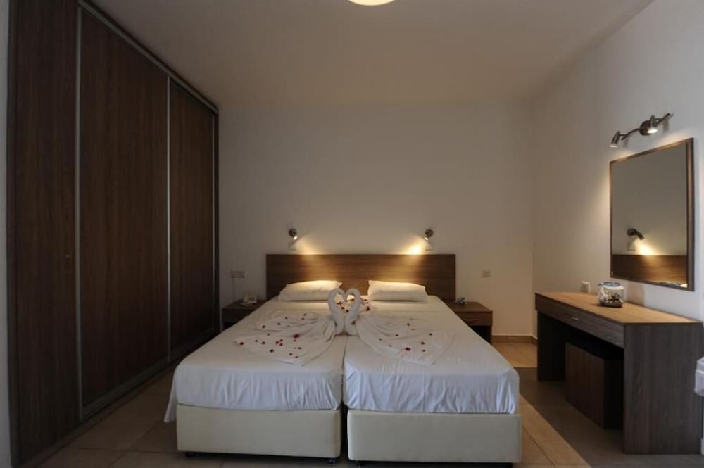 

Milano - Ayia Napa - Cosmelenia Hotel Apartments