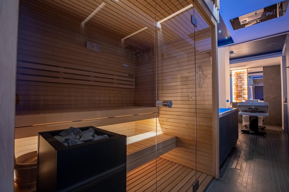 

Torino - Pompei - San Lorenzo - Boutique Hotel & SPA