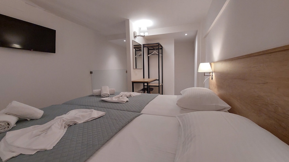 

Roma - Kokkíni Khánion - Marvel Deluxe Rooms