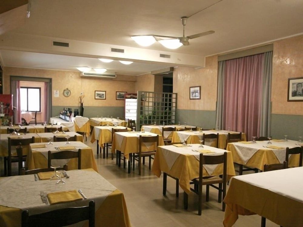 

Milano - Narni - Hotel Fina