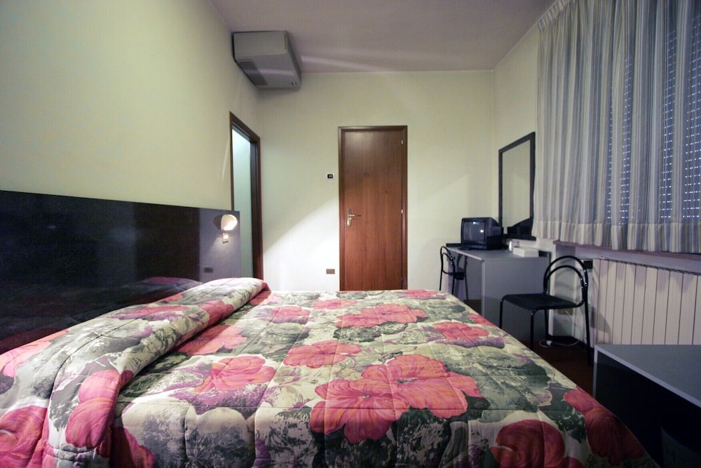 

Napoli - Narni - Hotel Fina