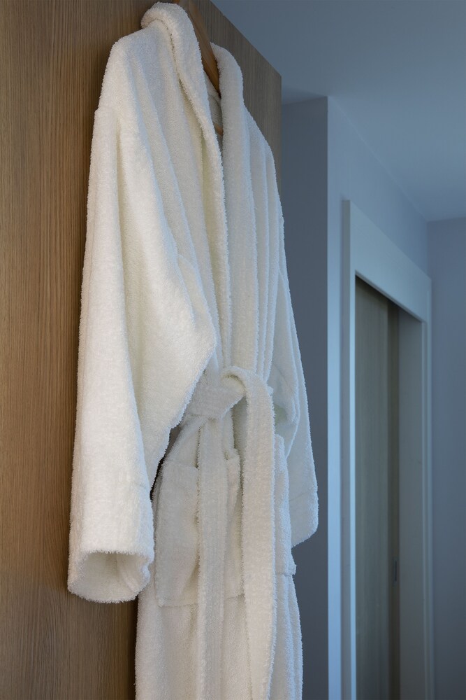 

Bologna - Fleet - HQ Aparthotel Farnborough