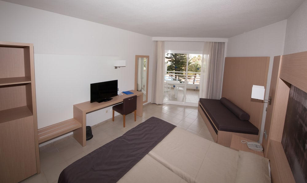 

Catania - Alcudia - Eix Lagotel Holiday Resort