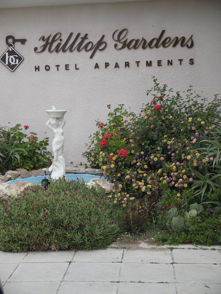 

Bari - Paphos - Hilltop Gardens