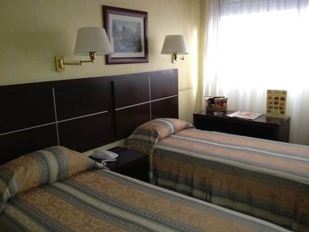 

Milano - Montevideo - Hotel Europa