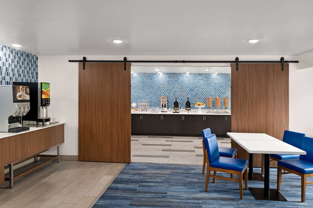 

Bologna - Dublin (OH) - La Quinta Inn By Wyndham Columbus Dublin