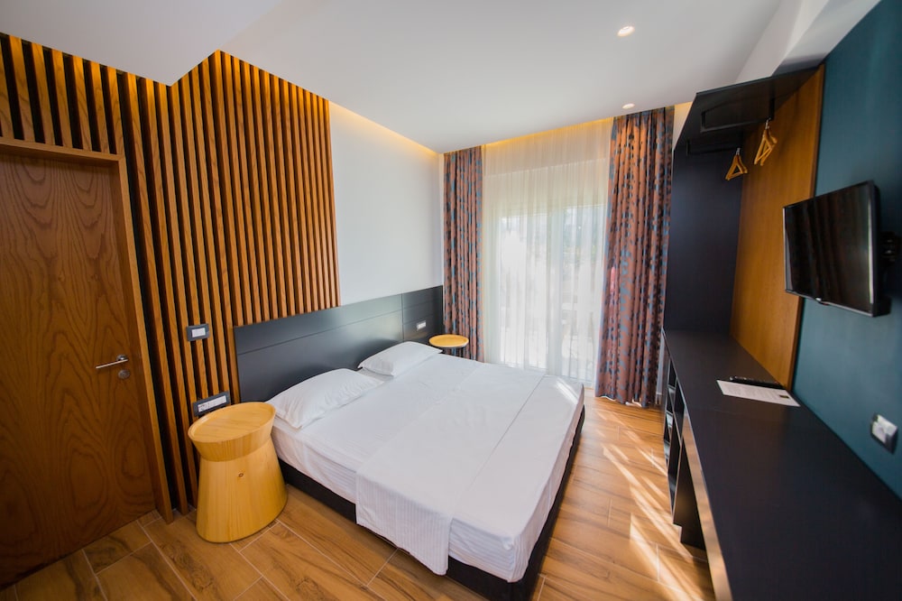 

Genova - Ksamil - Inada Hotel Ksamil