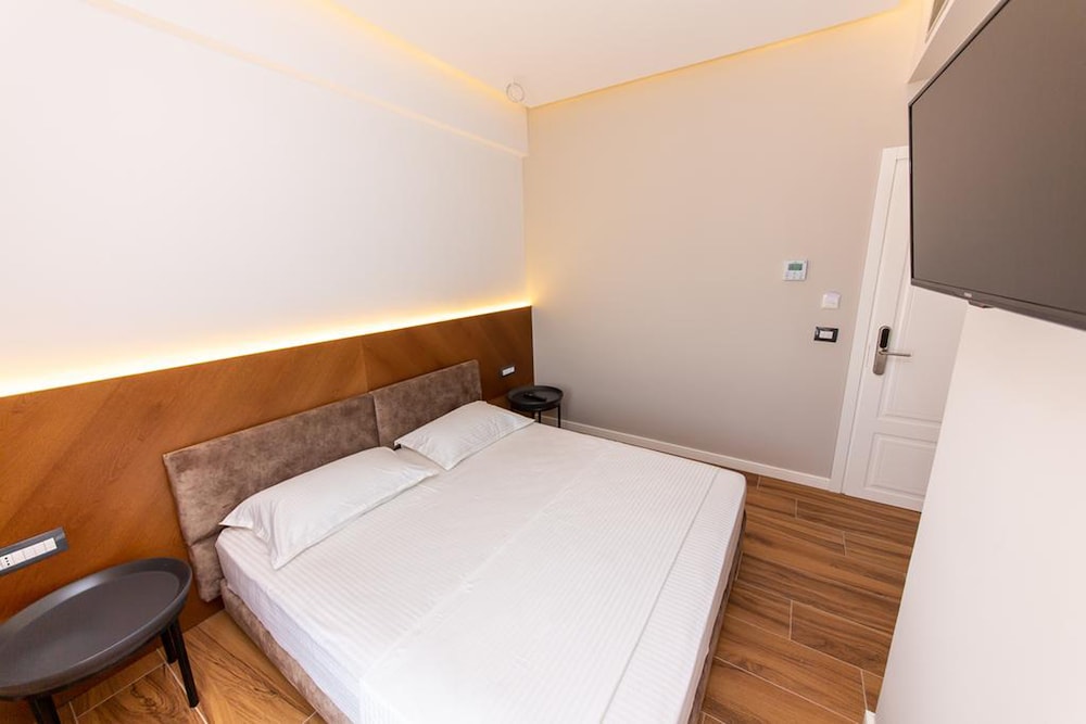 

Napoli - Ksamil - Inada Hotel Ksamil