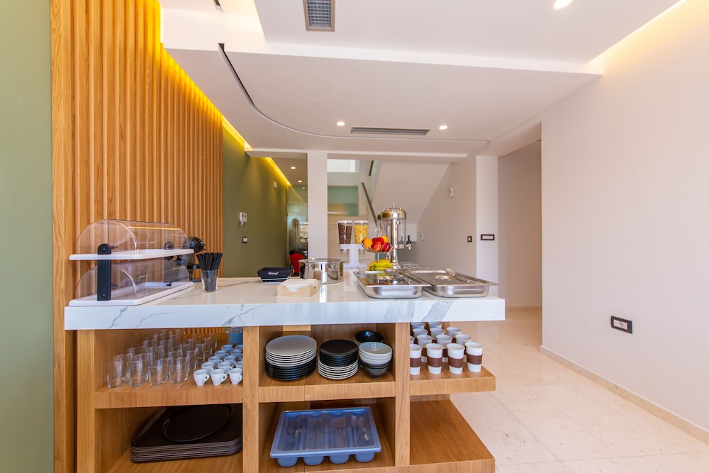 

Pescara - Ksamil - Inada Hotel Ksamil