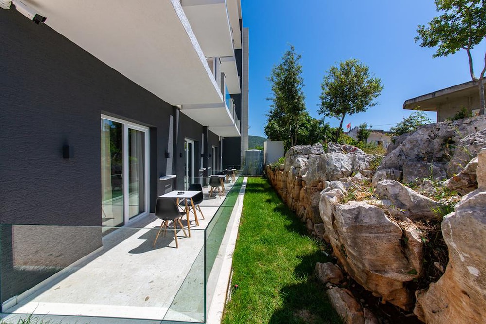 

Pescara - Ksamil - Inada Hotel Ksamil