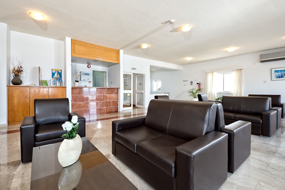 

Roma - Paphos - Sunny Hill Hotel Apartments