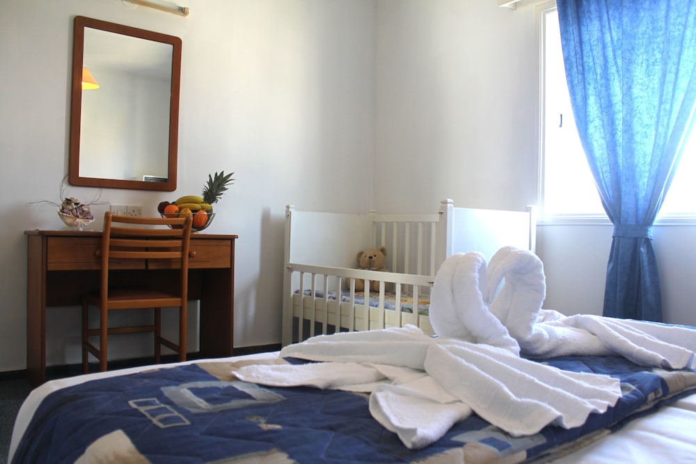 

Napoli - Paphos - Sunny Hill Hotel Apartments
