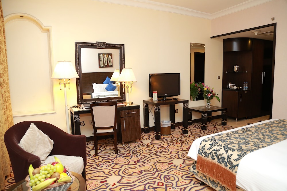 

Milano - Dubai - Sharjah Palace Hotel