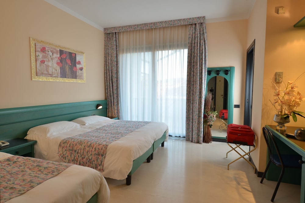 

Bari - Villafranca di Verona - Hotel Eden
