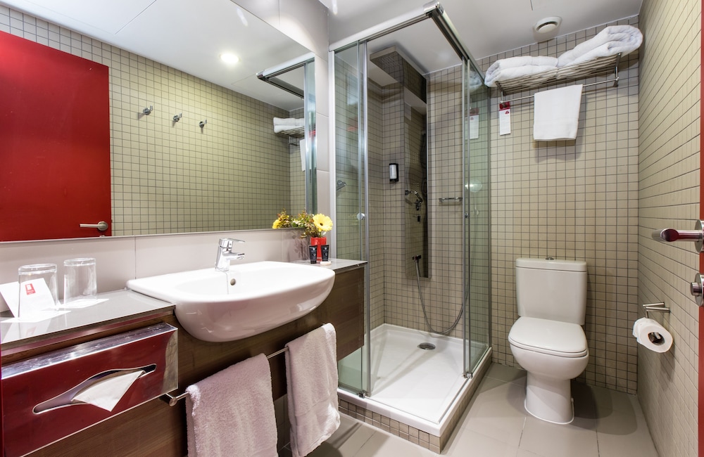 

Roma - Montcada - Leonardo Boutique Hotel Barcelona Sagrada Familia