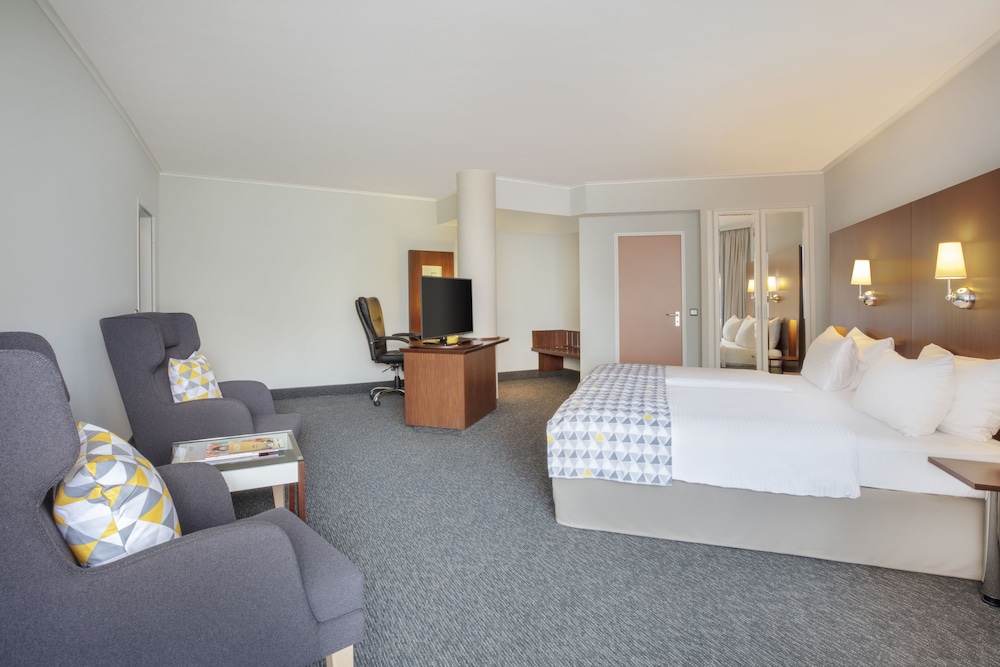 

Venezia - Unterhaching - Holiday Inn MUNICH - SOUTH