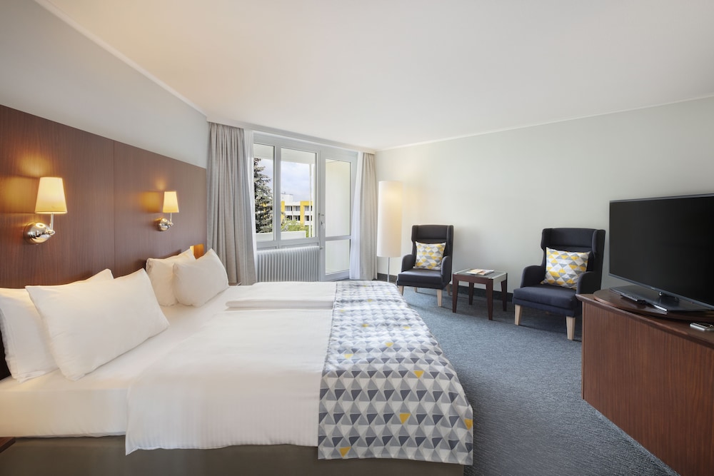 

Napoli - Monaco di Baviera - Holiday Inn MUNICH - SOUTH