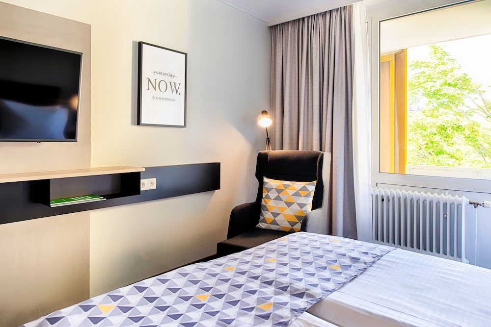 

Roma - Unterhaching - Holiday Inn Munich - South