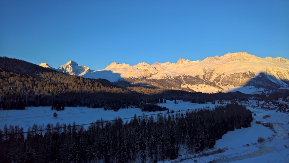 

Napoli - Saint Moritz - Schloss Hotel & Spa Pontresina