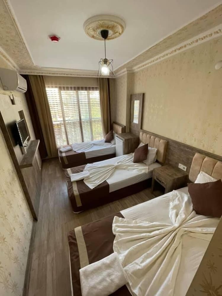

Venezia - Antalya - Ozgur Hotel