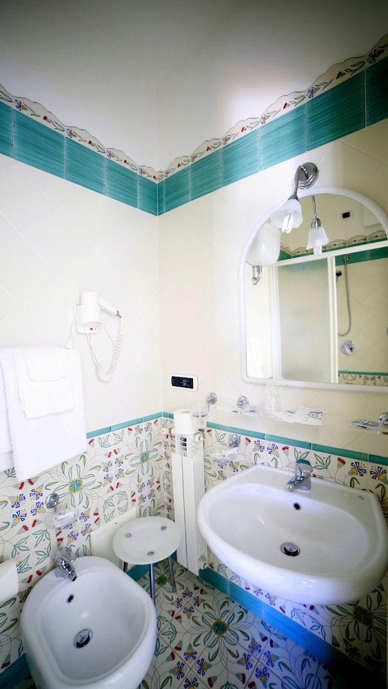 

Venezia - Ravello - Hotel Villa Giuseppina