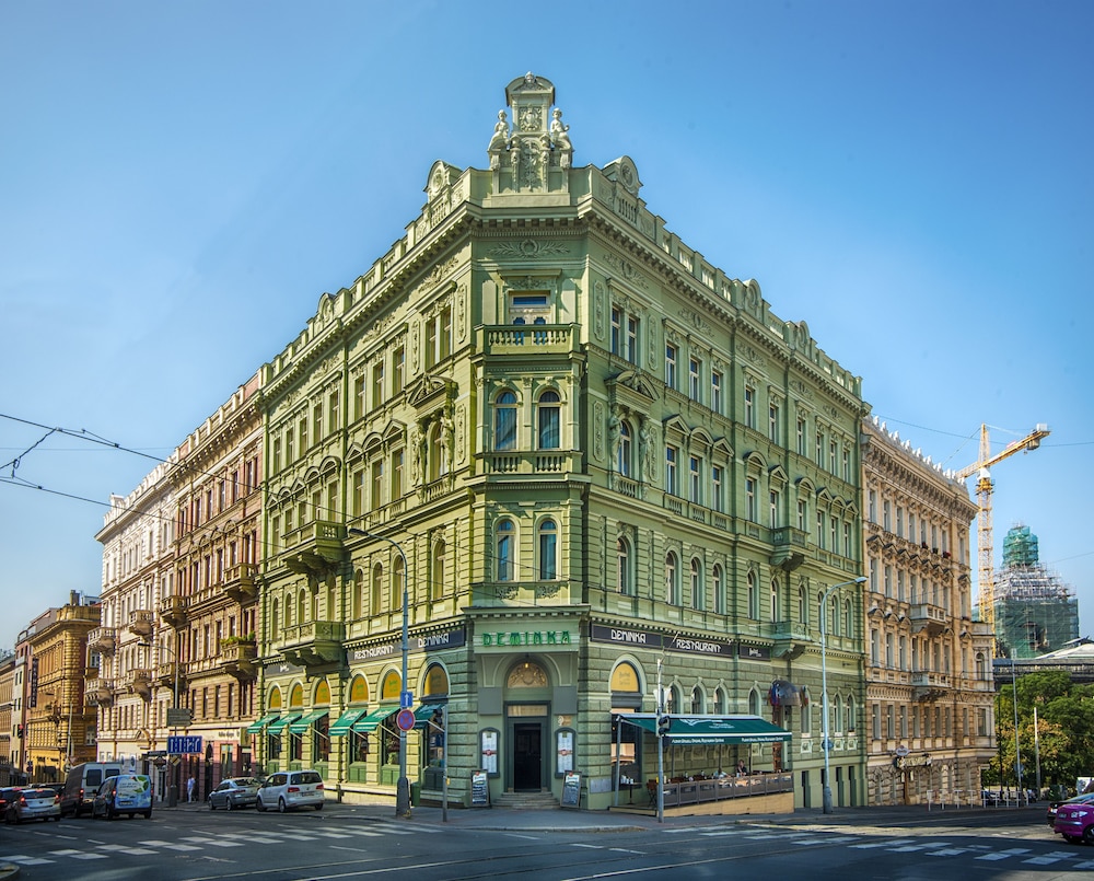 

Bologna - Praga - Deminka Palace