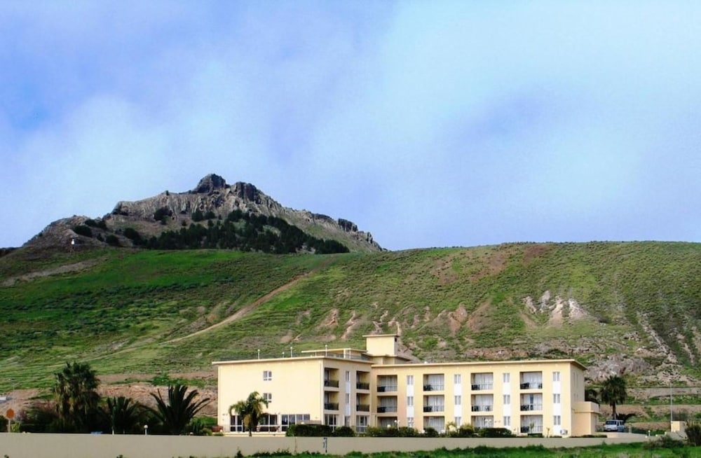 

Milano - Porto Santo - INATEL Porto Santo