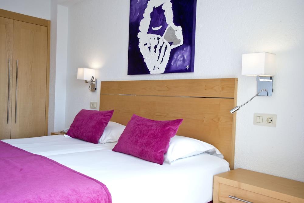 

Milano - Capdepera - Hotel Capricho