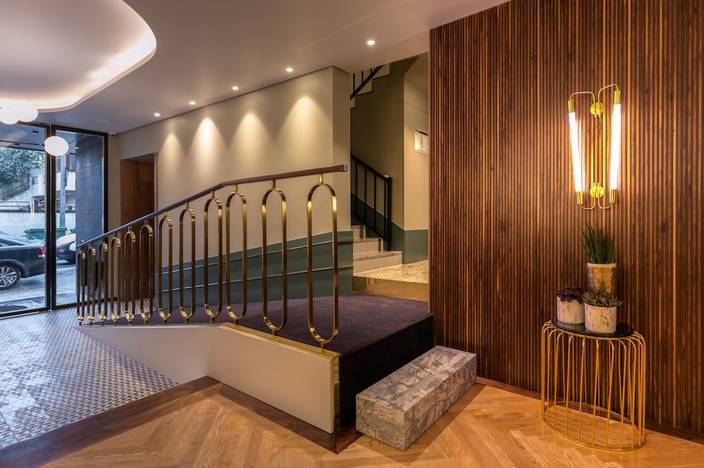 

Milano - Valongo - The Convo Porto Hotel & Apartment