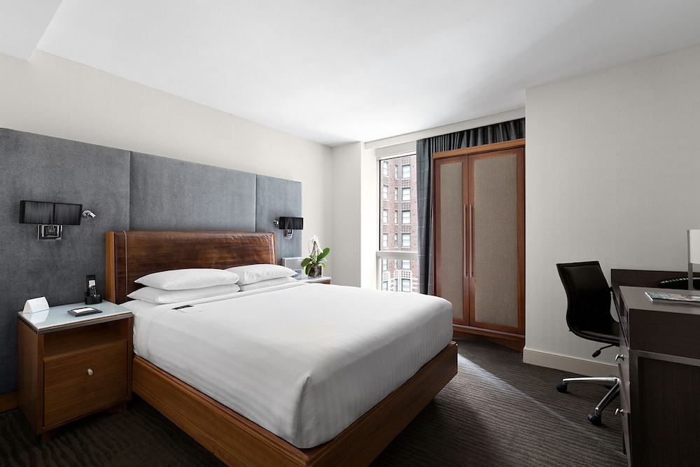 

Ancona - New York - Aeroporto La Guardia - Hotel 48LEX New York
