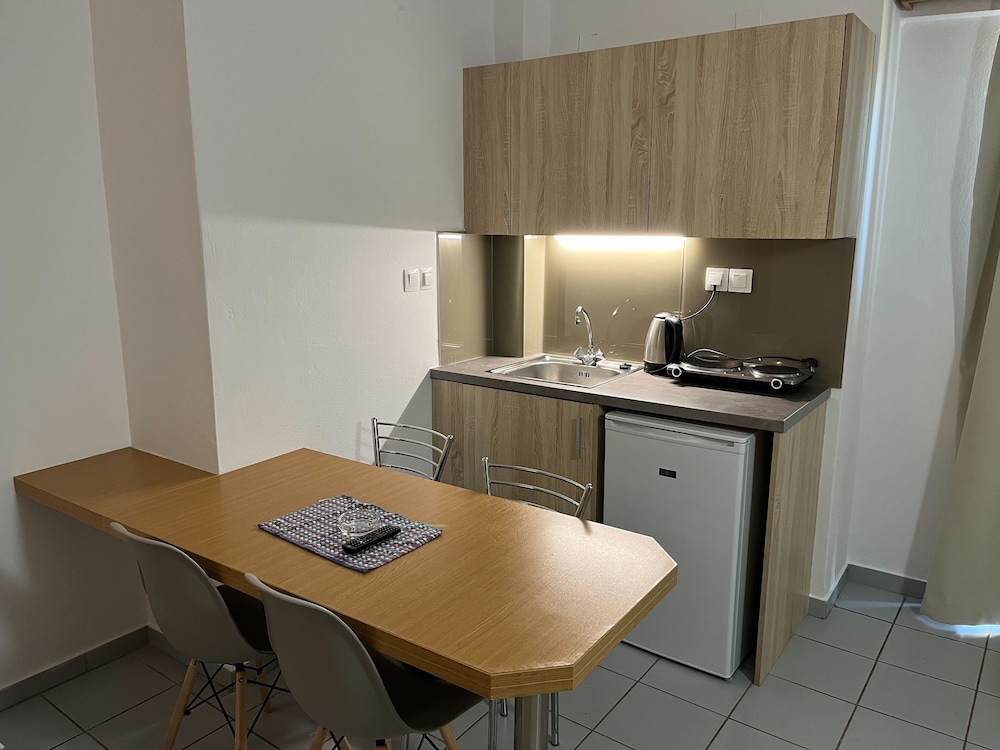 

Roma - Kato Gouves - Acropolis Apartments