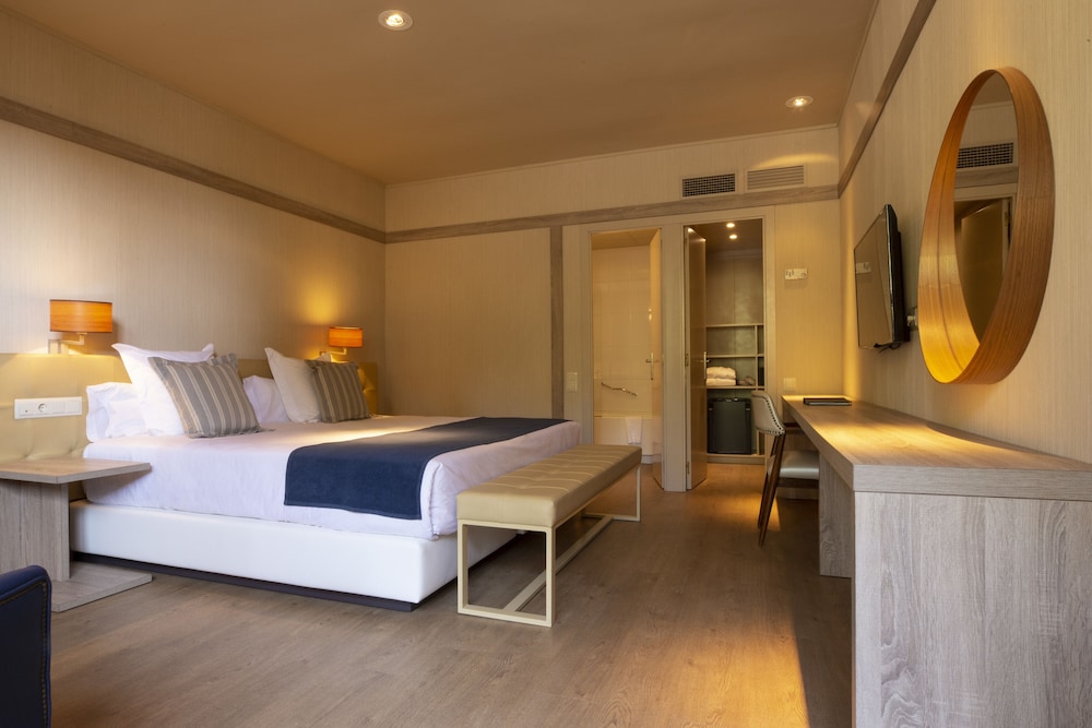 

Napoli - Blanes - Hotel Santa Marta