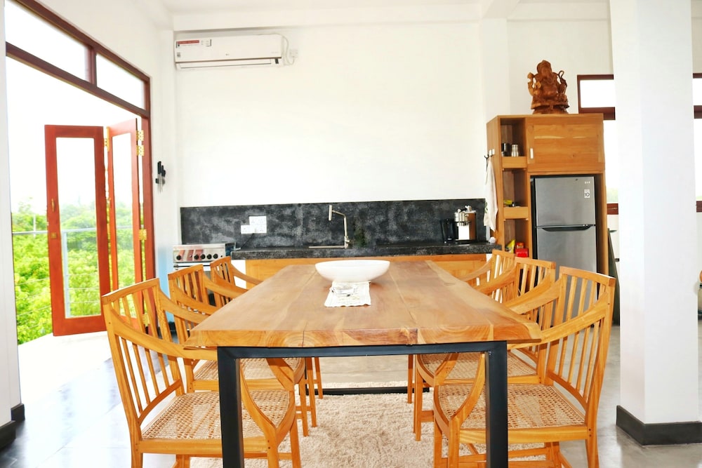 

Milano - Kosgoda - Bobos Cinnamon Estate Sri Lanka