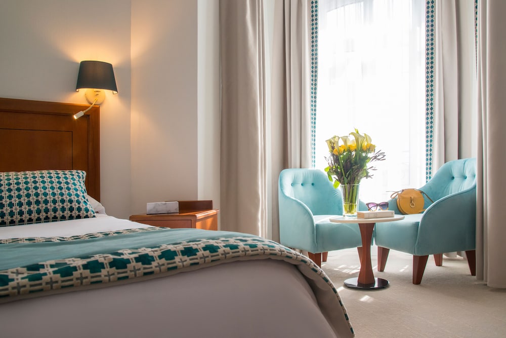 

Bologna - Saint-Tropez - Hotel Olympia