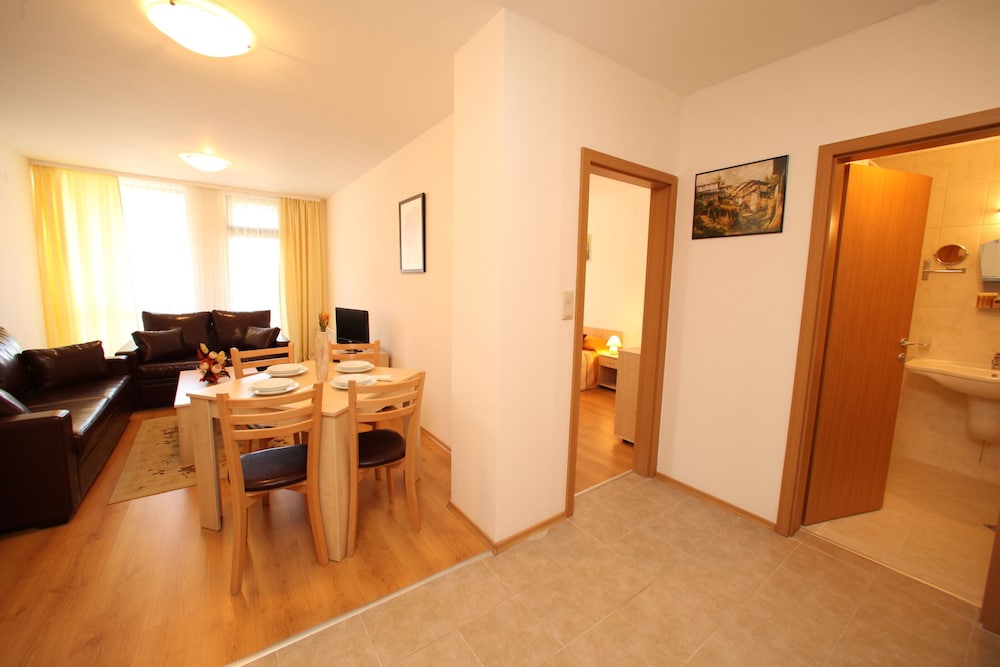 

Bari - Bansko - Aspen Golf and Ski Resort