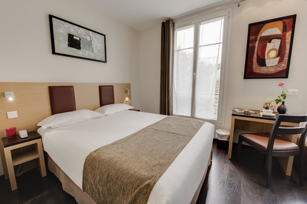 

Bari - Clichy - Source Hôtel
