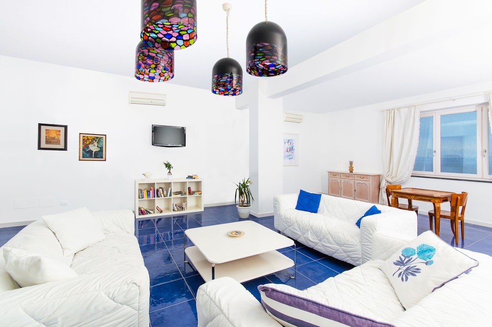 

Milano - Costiera Amalfitana, Mare Italia - Residence Due Torri